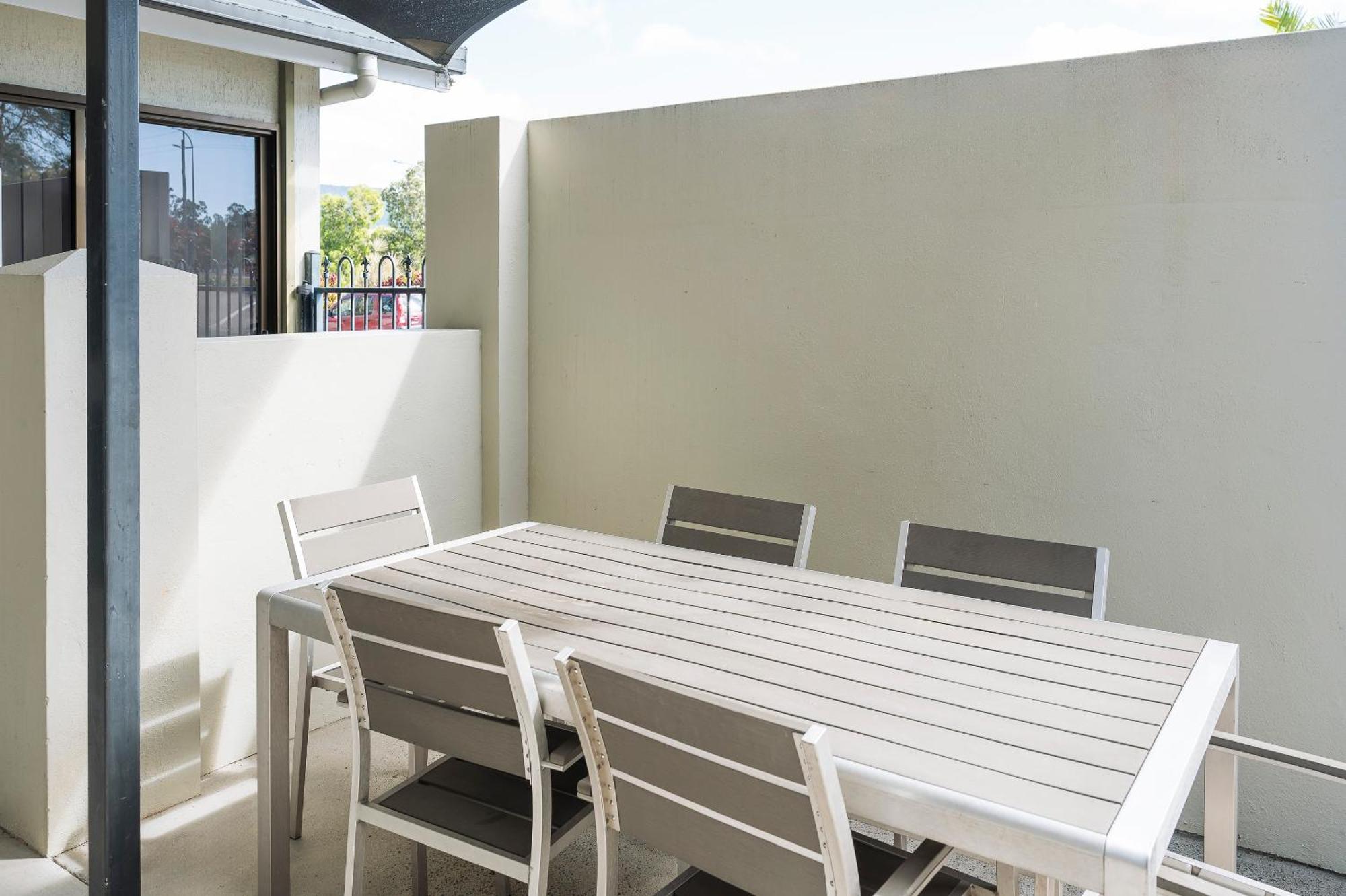Reef Gateway Hotel Airlie Beach Exterior photo