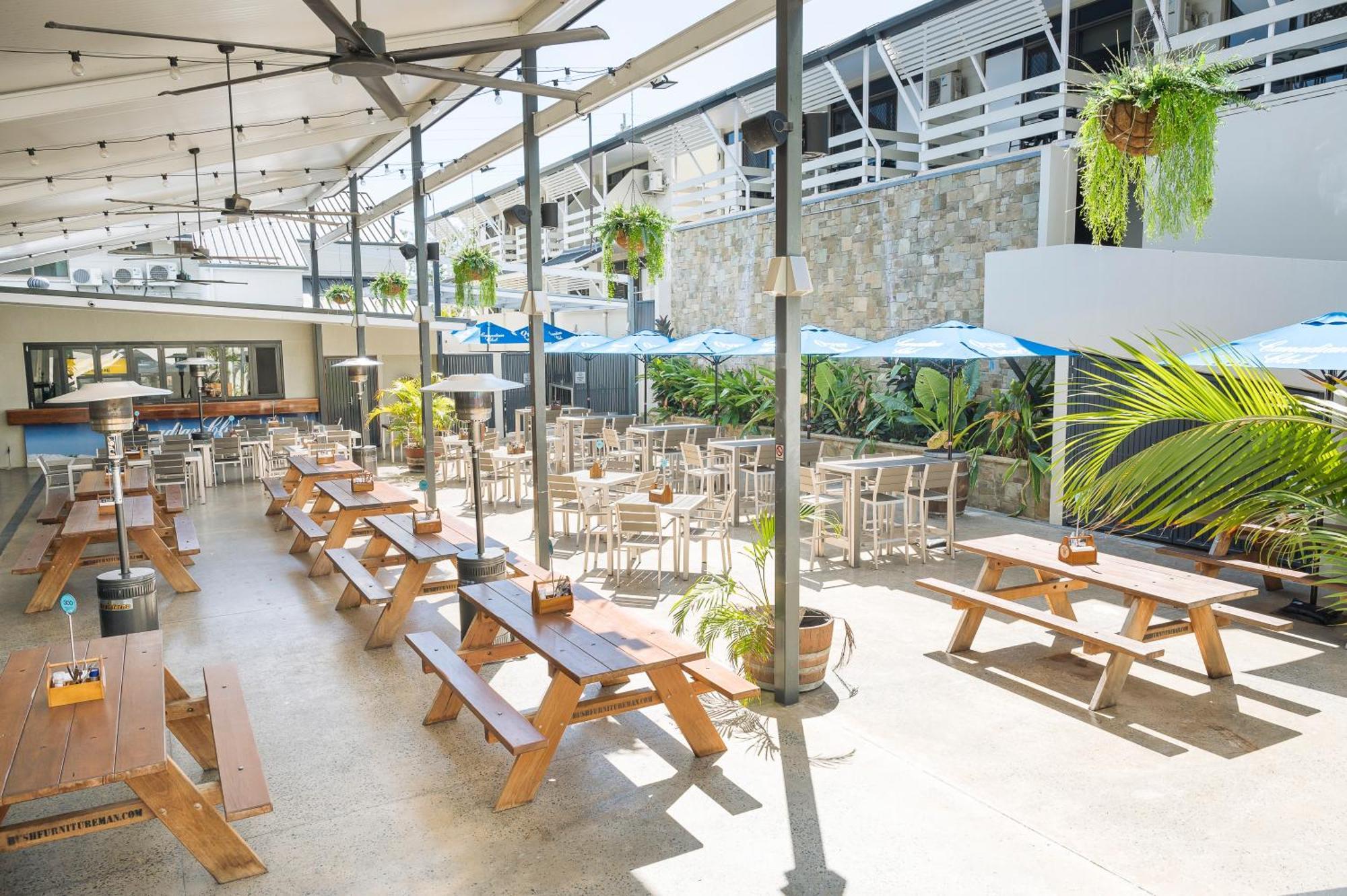 Reef Gateway Hotel Airlie Beach Exterior photo
