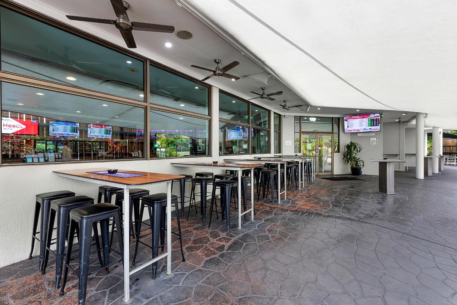 Reef Gateway Hotel Airlie Beach Exterior photo